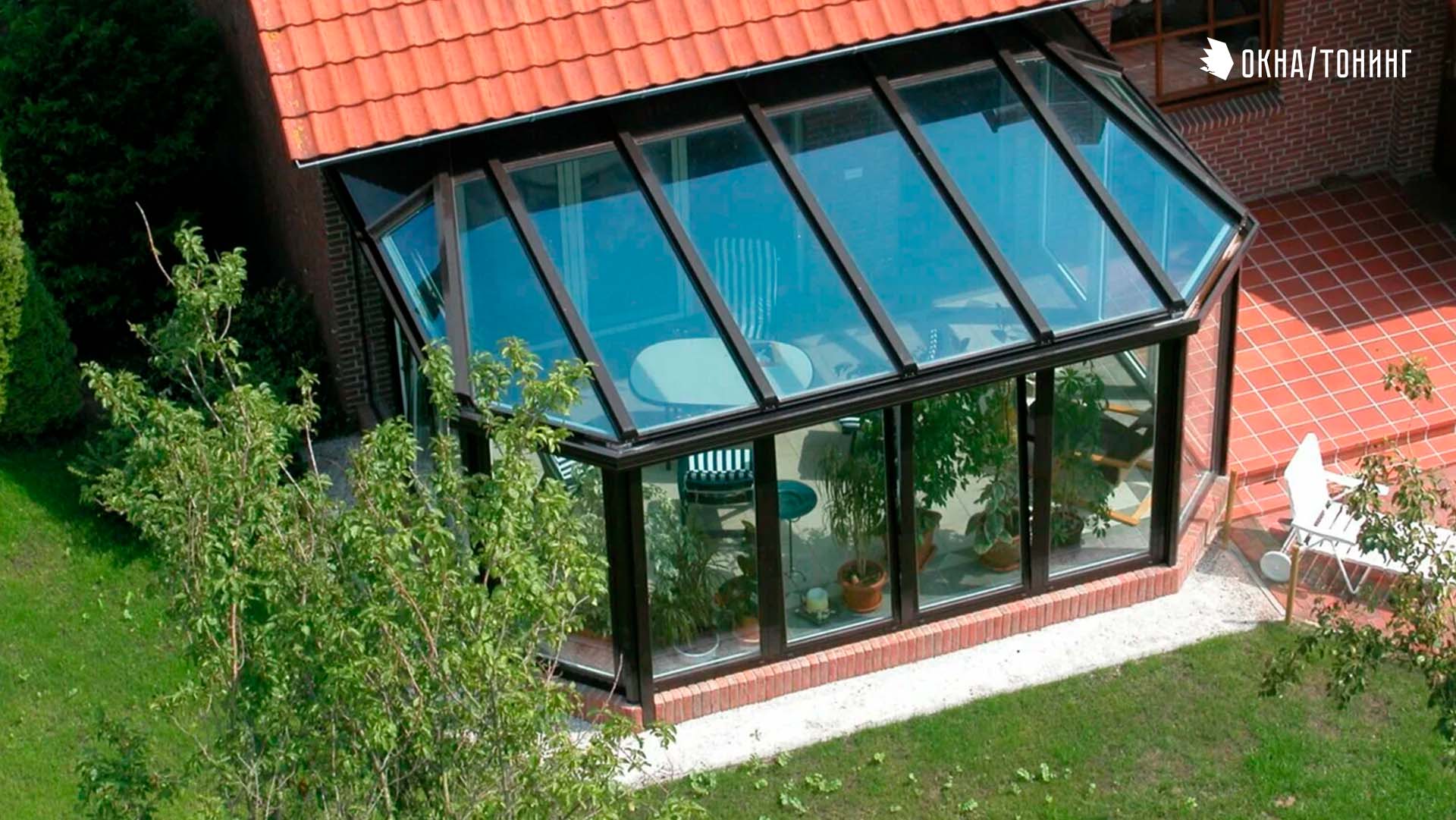 Тонировка стеклянной крыши зимнего сада